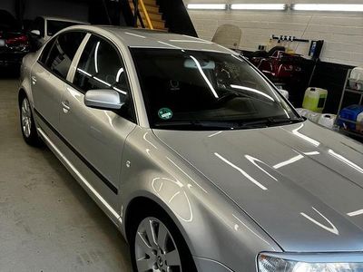 Second-hand Skoda Superb 116 CP (85 kW) 2003 Argintiu Berlinǎ