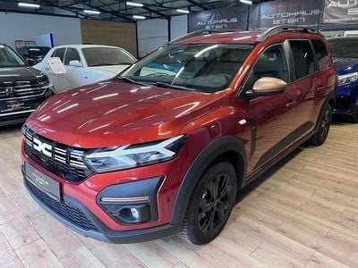 Usata Dacia Jogger Extreme 94 CV (69 kW) 2024 Rosso Monovolume