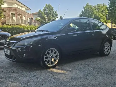 Gebraucht Ford Focus Sport 101 PS (74 kW) 2009 Limousine