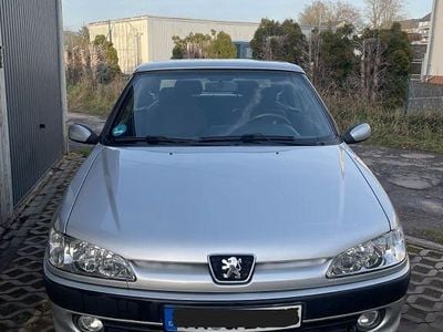 Silber Gebraucht 1999 Peugeot 306 Cabriolet Cabrio | 1.700 €