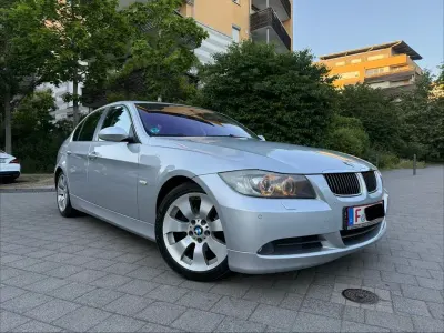 Gebraucht BMW 325 Performance 218 PS (160 kW) 2005 Silber Limousine