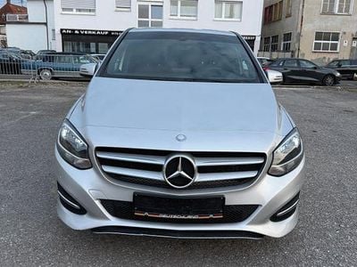 Gebraucht Mercedes B180 109 PS (80 kW) 2015 Schwarz Van / Kleinbus