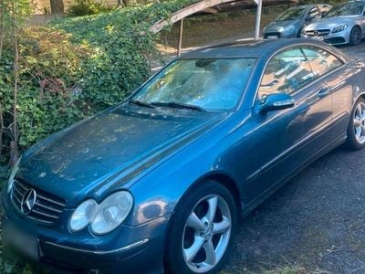 Blau Gebraucht 2004 Mercedes CLK200 Coupé | 2.800 € (Fairer Preis)