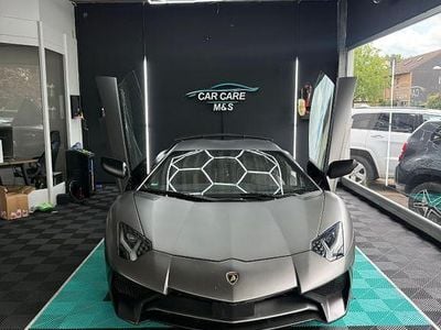 Lamborghini Aventador