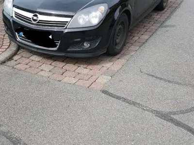 Gebraucht Opel Astra 140 PS (102 kW) 2007 Schwarz Kombi