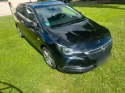 Gebraucht Opel Astra Innovation 136 PS (100 kW) 2019 Schwarz Kombi