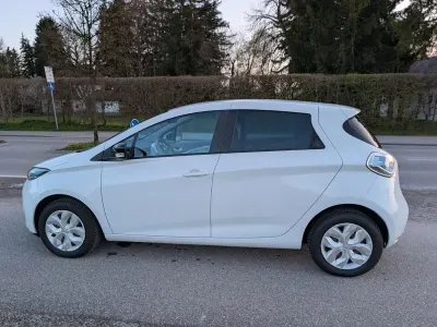 Usata Renault Zoe Zen 64 kW (88 CV) 2016 Bianco Utilitaria