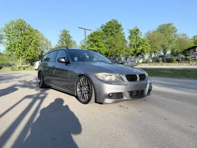 Gebraucht BMW 325 Performance 197 PS (144 kW) 2010 Grau Kombi