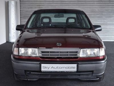 Occasion Opel Vectra 75 PK (55 kW) 1991 Rood Hatchback
