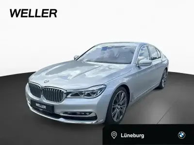 Gebraucht BMW 750 Comfort Edition 449 PS (330 kW) 2017 Glaciersilber (silber) Limousine