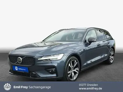 Gebraucht Volvo V60 145 PS (106 kW) 2025 Kombi