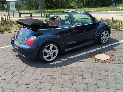 Gebraucht VW New Beetle 102 PS (75 kW) 2005 Blau Kleinwagen