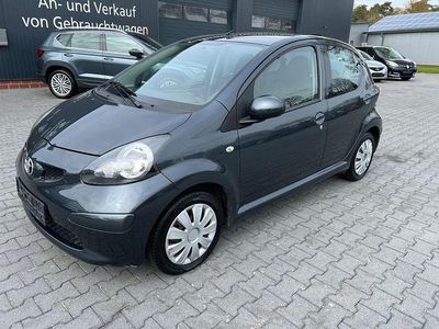 Second-hand Toyota Aygo Cool 68 CP (50 kW) 2007 Gri Hatchback