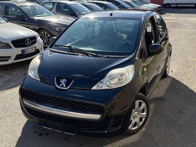 Gebraucht Peugeot 107 Filou 68 PS (50 kW) 2009 Schwarz Kleinwagen
