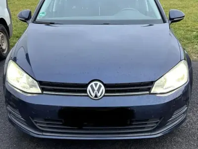 Gebraucht VW Golf VII Trendline 110 PS (80 kW) 2014 Blau Limousine