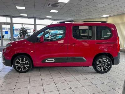 Gebraucht Citroën Berlingo Shine 131 PS (96 kW) 2019 Farbe rot ardent Van / Kleinbus