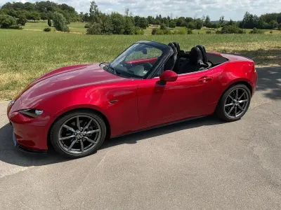 Gebraucht Mazda MX5 Sports-Line 160 PS (117 kW) 2016 Rot Cabrio
