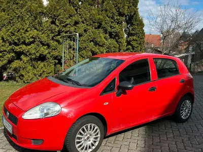 Gebraucht Fiat Grande Punto 65 PS (47 kW) 2009 Kleinwagen