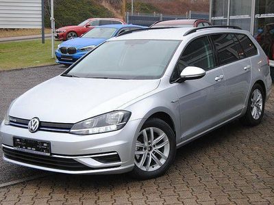 Gebraucht VW Golf VIII Comfortline 131 PS (96 kW) 2020 Silber Kombi
