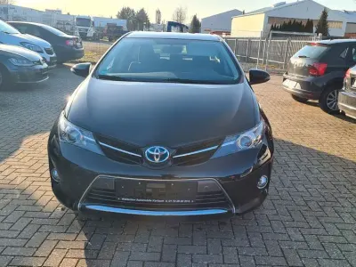 Brugt Toyota Auris Hybrid Life+ 99 HK (72 kW) 2014 Sort Sedan
