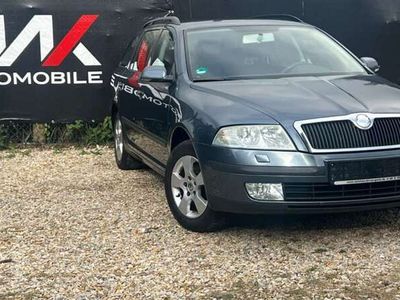 gebraucht Skoda Octavia Combi 2.0 TDI Ambiente *KEINTÜV*ZV*SZHG*8FACH*EF