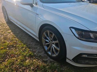 Gebraucht VW Passat R-line 250 PS (183 kW) 2015 Weiß Kombi