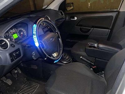 Gebraucht Ford Fiesta Ambiente 69 PS (50 kW) 2007 Kleinwagen