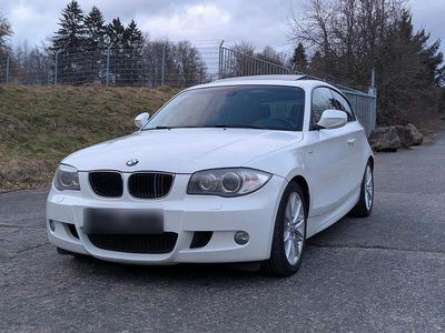 Gebraucht BMW 118 Coupé M Sport 142 PS (104 kW) 2011 Weiß Coupé