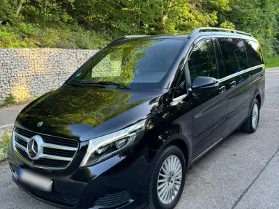Gebraucht Mercedes V250 Avantgarde Edition 190 PS (139 kW) 2019 Schwarz Van / Kleinbus