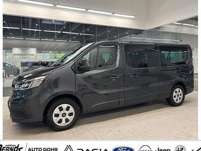 Begagnad Renault Trafic Evolution 150 HK (110 kW) 2024 Grå Minibuss
