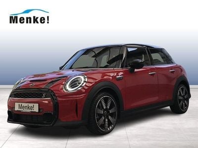 Rot Gebraucht 2022 Mini Cooper S Kleinwagen | 28.699 € (Teuer)
