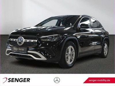 Unilack nachtschwarz Gebraucht 2024 Mercedes GLA200 SUV | 34.950 € (Guter Preis)