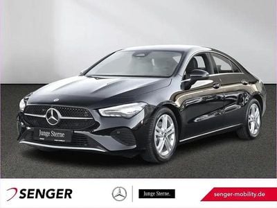 Gebraucht Mercedes CLA180 136 PS (100 kW) 2024 Unilack nachtschwarz Limousine