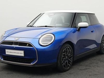 Gebraucht Mini Cooper SE Favoured 160 kW (218 PS) 2024 Blau Kleinwagen