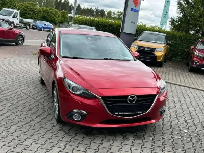 Gebraucht Mazda 3 Exclusive-Line 150 PS (110 kW) 2014 Rubinrot metallic Kleinwagen