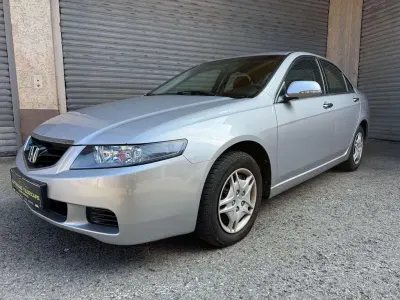 Gebraucht Honda Accord 155 PS (114 kW) 2003 Silber Limousine