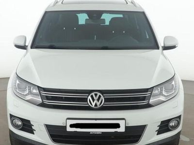 Gebraucht VW Tiguan LOUNGE 122 PS (89 kW) 2015 Silber SUV
