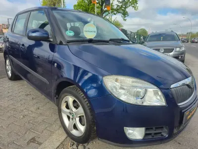 Gebraucht Skoda Fabia Style 60 PS (44 kW) 2009 Stormblau metallic Kleinwagen