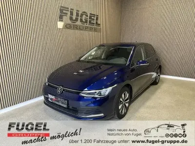 Gebraucht VW Golf VIII Move 150 PS (110 kW) 2024 Atlantic blue metallic Limousine