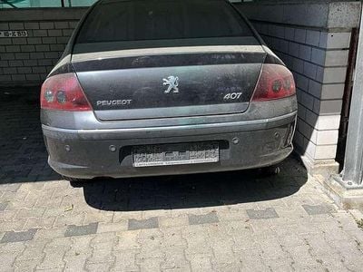 Peugeot 407