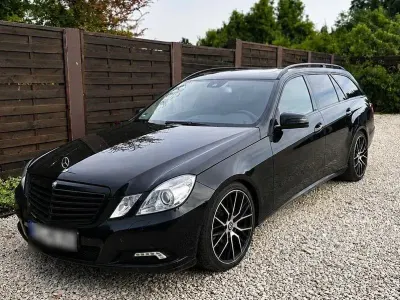 Gebraucht Mercedes E350 AMG 231 PS (169 kW) 2009 Schwarz Kombi