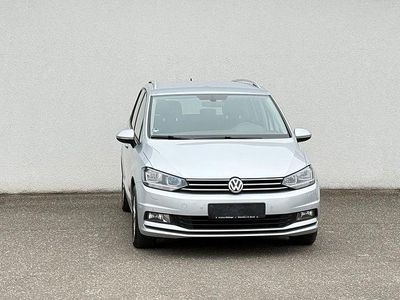 Używany VW Touran Comfortline 116 KM (85 kW) 2017 Srebrny Minivan