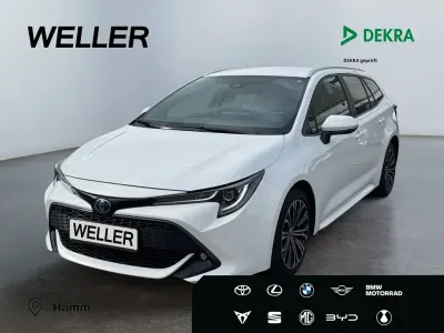 Gebraucht Toyota Corolla Team 184 PS (135 kW) 2022 Weiss Kombi