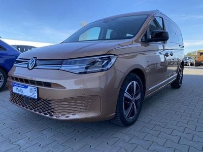 Gebraucht VW Caddy Maxi Style 122 PS (89 kW) 2023 Copper bronze metallic Van / Kleinbus