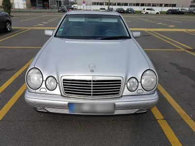 Gebraucht Mercedes E200