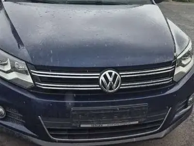Gebraucht VW Tiguan Cup 179 PS (131 kW) 2014 Night blue metallic SUV