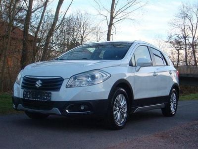 Gebraucht Suzuki SX4 120 PS (88 kW) 2014 Weiß SUV