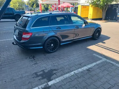Gebraucht Mercedes C250 AMG 204 PS (150 kW) 2009 Grau Kombi