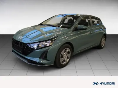 Gebraucht Hyundai i20 Select 101 PS (74 kW) 2025 Gruen Kleinwagen