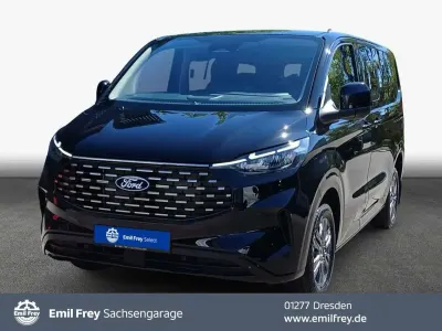 Nouă Ford Tourneo Titanium 170 CP (125 kW) 2026 Negru Monovolum